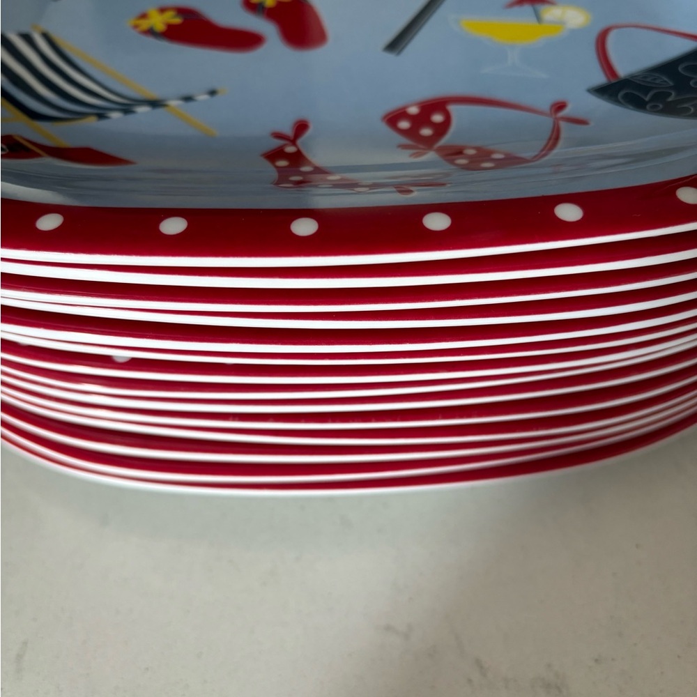 Set of 14 Melamine Quality Dinner Plates. NEW! Cute Summer Beach Theme! - Picture 3 of 4
